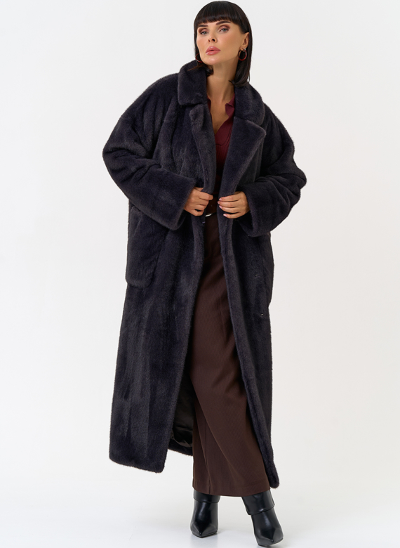 Женское пальто из эко меха с поясом