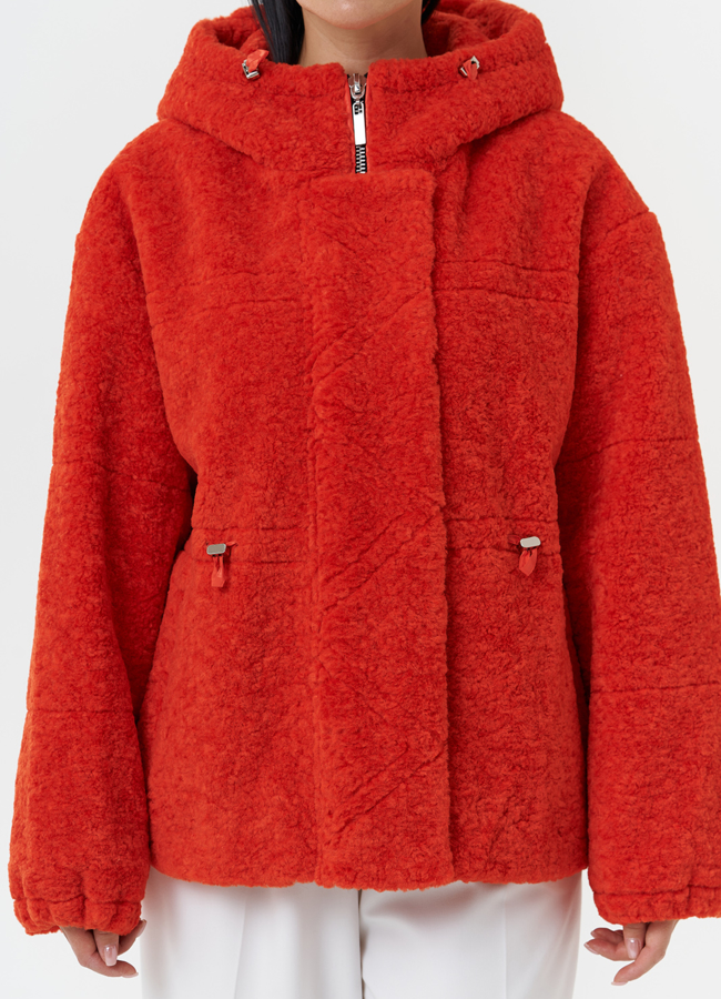 Куртка из эко меха с капюшоном модель № 28106 в рассрочку