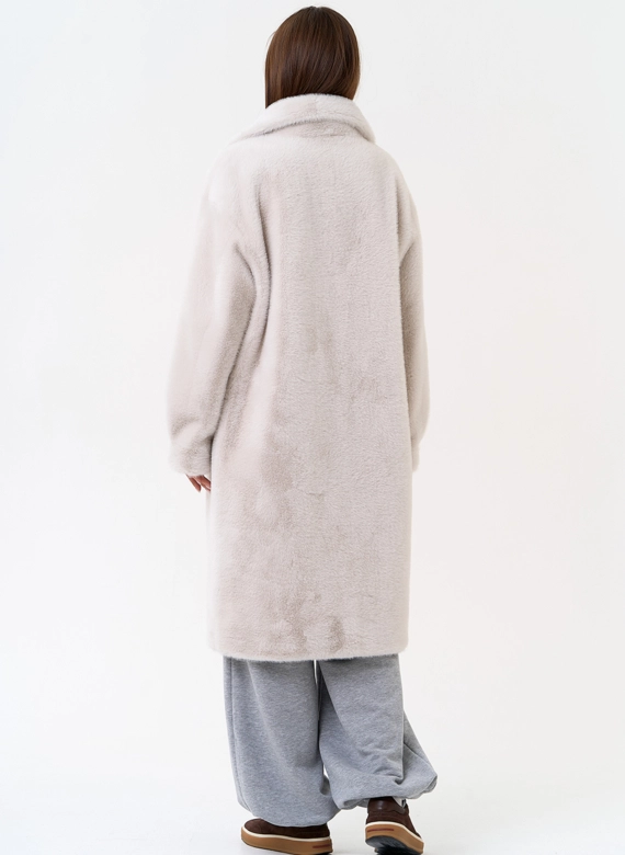 Женская шуба из эко меха с воротником стойкой