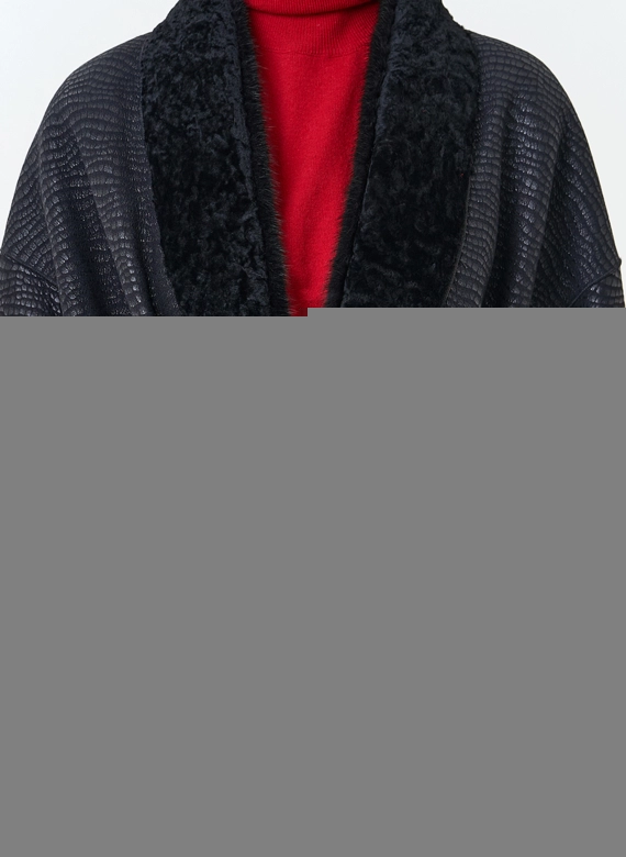 Женская двухсторонняя дубленка с воротником из меха норки фото