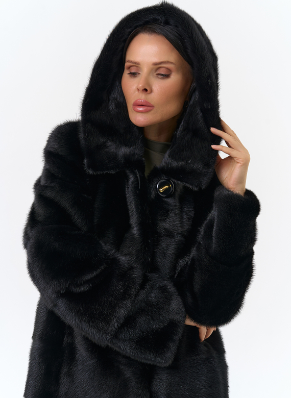 Укороченная норковая шуба черного цвета 2 в 1