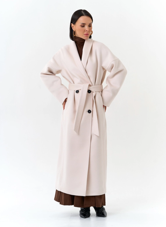 Женское пальто с воротником шаль